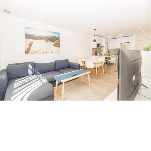 YourHolidaysinspain Casablanca 2, New apartment next to everything!!