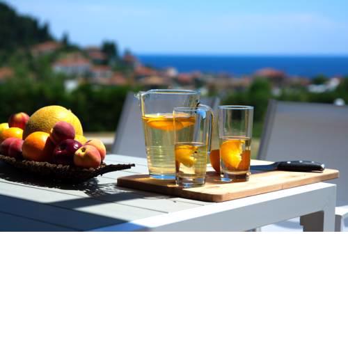 Yut Holiday Home