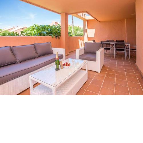 ZA16-Luxurious and Spacious, 3 bedroom apartment