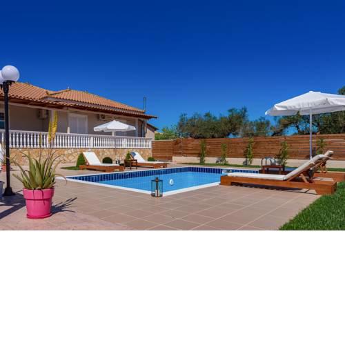 Zakynthos Villa Sleeps 8 with Pool Air Con and WiFi