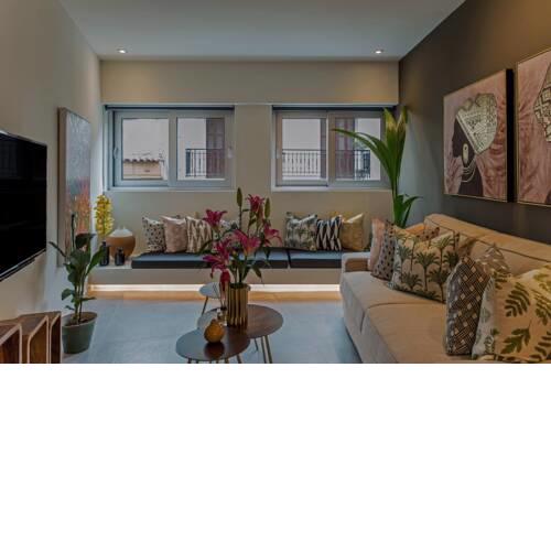 Zanzi by Stylish Stays