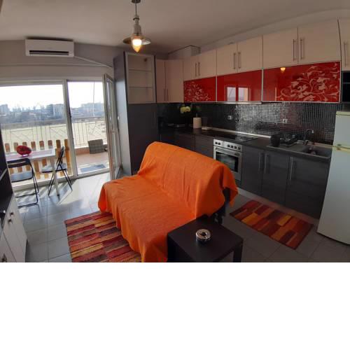 Zaris place
