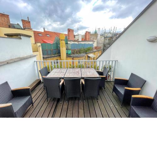 Zatecka 4 Terrace Apartment in the Old Town