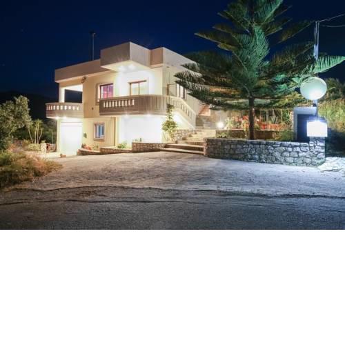 Zaza Estate - 3BD house in a quite village