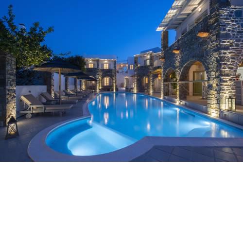 Zefi Hotel & Suites