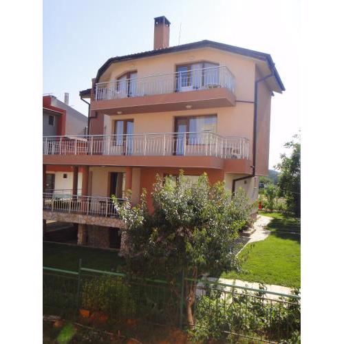 Zenith Guest House