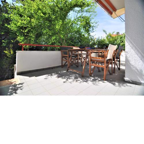 Zennova #16 Naftilos Family Summer House