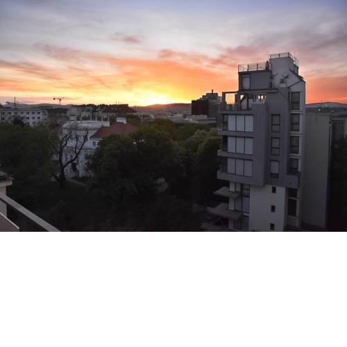 Zentrale Wohnung 4. Bezirk mit Blick über Wien