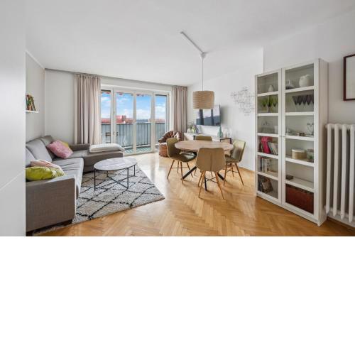 Zentrales park-side Apartment - 2BR - free parking - 2 Balkone
