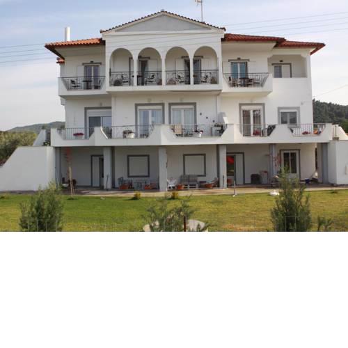 Zephyros Family Apartments 1