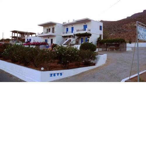 Zeus Apartments