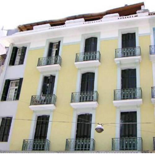 Zeus Hostel