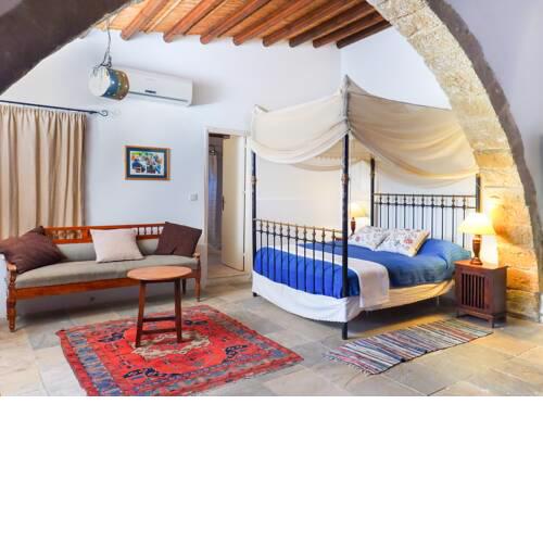 Zoes Traditional Apartments, Bed & Breakfast