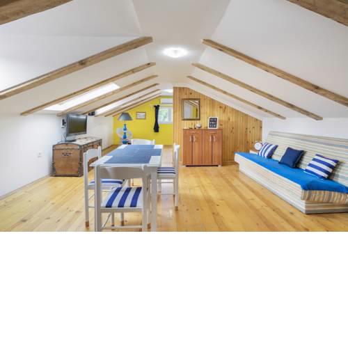 Zoky Cozy Attic
