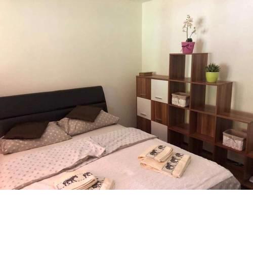 ZORA Resort Apartmanház Ezüspart