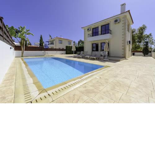 Zouvanis Luxury Villas