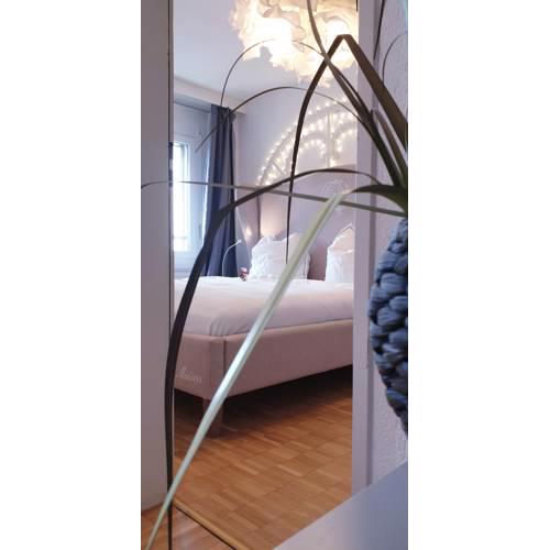 Zurich Suite - your home away from home - with washer, dryer and lots of space