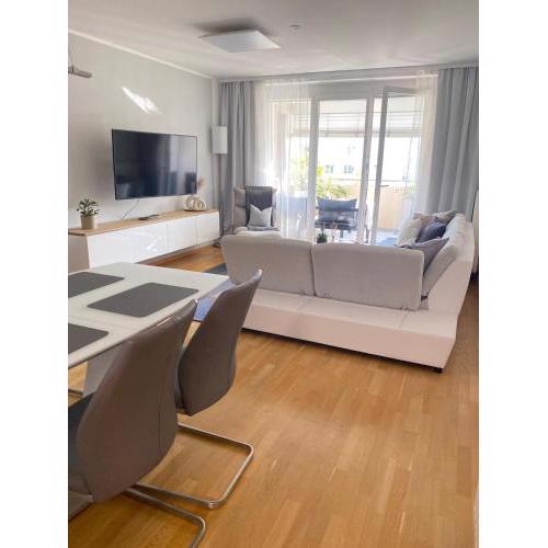 Zwischen See & Zentrum / Messe. Arbeitsplatz, TG