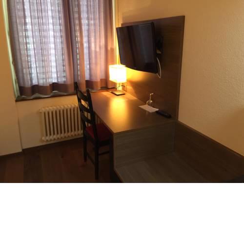 Zys Hotel
