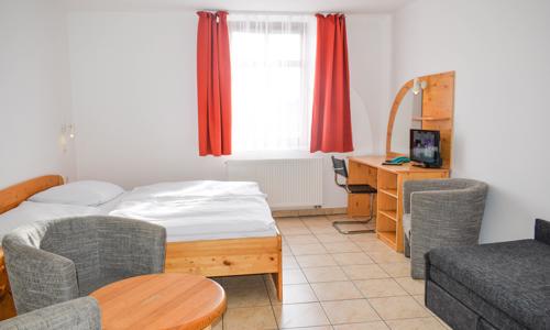 Adršpach: dovolená v Hotelu Praha *** u skalního města s polopenzí a wellness