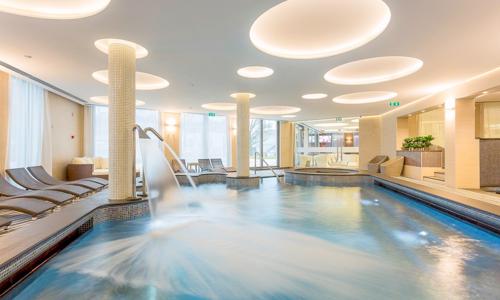 Balaton: Luxusní pobyt v Aura Hotelu **** s neomezeným wellness, polopenzí a nápoji v aqua baru