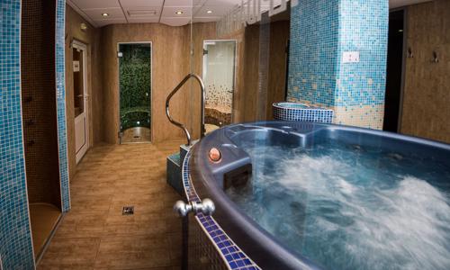 Beskydy: Hotel Odra *** s bohatým wellness, bazénem, až 8 léčebnými procedurami a plnou penzí