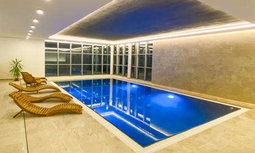 Dovolená přímo u Lipna a ski areálů: Resort Orsino s neomezeným wellness, polopenzí a bohatým vyžitím + slevy