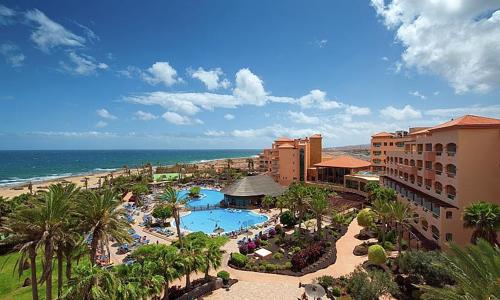 Elba Sara Beach & Golf Resort