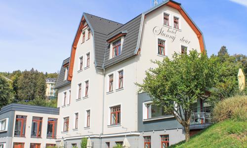 Jeseníky: Hotel Slunný dvůr *** s all inclusive stravou a nápoji + možnost vstupu do wellness