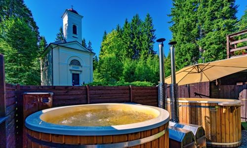 Jeseníky přímo v centru Karlovy Studánky: Hotel Džbán *** s Thermal Parkem, pivní koupelí a polopenzí