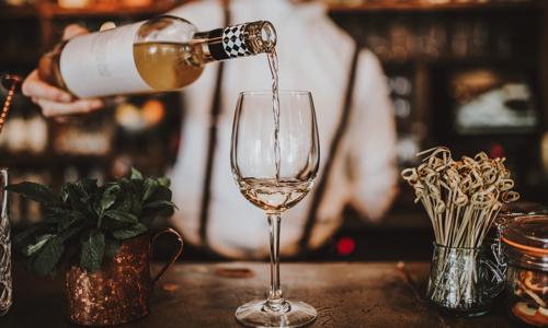 Jižní Morava: Wellness hotel U Langrů s polopenzí, wellness a degustací vína