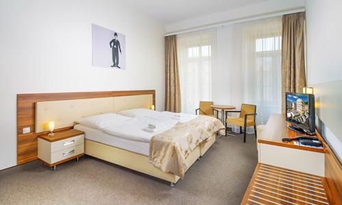 Karlovy Vary: 8 dní v Hotelu Malta **** se vstupem do Alžbětiných lázní + 15 léčebných procedur a plná penze