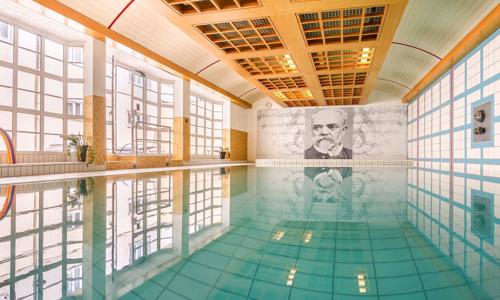 Karlovy Vary přímo v centru: Hotel Dvořák Spa & Wellness **** s bazénem, procedurami, pitnou kúrou a snídaní
