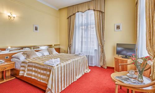 Karlovy Vary v Park Spa Hotelu Sirius **** až s 6 wellness procedurami, profesionálním focením a polopenzí
