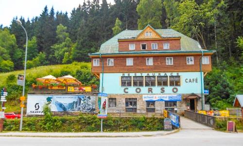 Krkonoše: Dovolená v Peci pod Sněžkou v Hotelu Corso *** s polopenzí a dětskou hernou