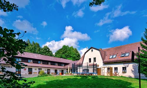 Krkonoše u Stezky korunami stromů v Penzionu Vápenka s wellness, půjčením kol a polopenzí