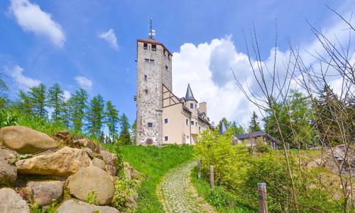 Liberec v blízkosti Zoo i přírody: Hotel Liberecká výšina s rozhlednou, dárkem a polopenzí
