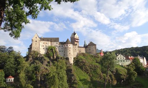 Loket u Karlových Varů: 4* Pension Masonic House v centru s výhledem na hrad, vstupenkou do muzeí a polopenzí