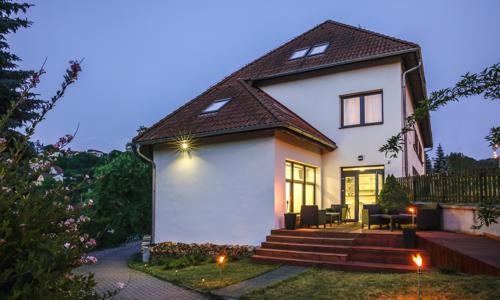 Luhačovice: Penzion Vincent se vstupem na plovárnu i do sauny + čerstvá pražená káva, snídaně a bohaté vyžití