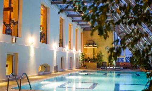 Maďarsko blízko Sárváru v Park Hotelu Pelikán **** s neomezeným wellness a polopenzí + děti do 8 let zdarma