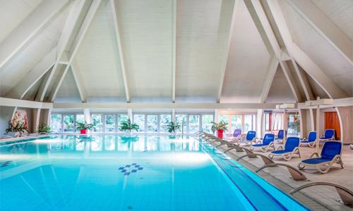 Maďarsko: Ensana Thermal Hévíz **** s neomezeným termálním wellness, saunovým světem, programem a polopenzí