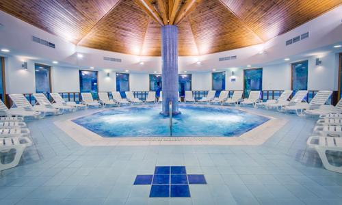 Maďarsko: Erzsebet Park Hotel *** Superior s polopenzí a neomezeným wellness