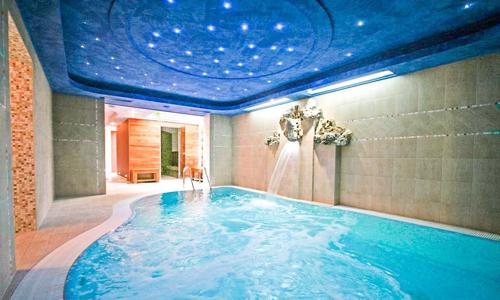 Maďarsko: lázeňské Hegykő v Hotelu Tornacos *** s neomezeným wellness, vstupem do lázní Sá-Ra a polopenzí