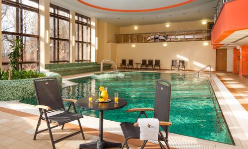 Mariánské Lázně luxusně v Hotelu Excelsior **** s až 16 léčebnými procedurami, neomezeným wellness + polopenze