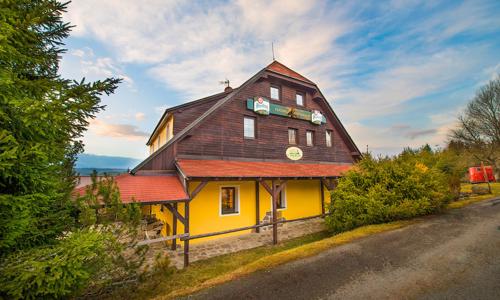 Národní park Šumava: Pobyt v Penzionu U Mauritzu s farmou se zvířátky + chutná domácí polopenze