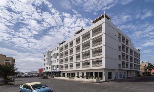 Oasis White Hotel