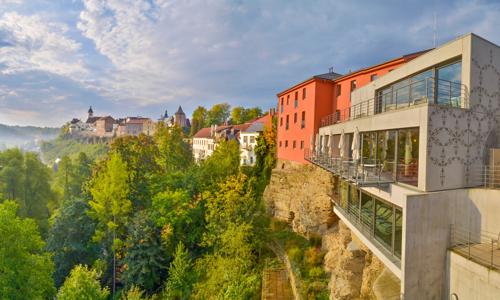 Orlické hory s úchvatným výhledem v Hotelu Rajská zahrada **** s wellness, koupelí, welcome drinkem a snídaní