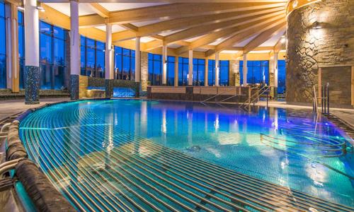Penzion Slanický dvor u Oravské přehrady se vstupem do termálního aquaparku, privátním wellness a polopenzí