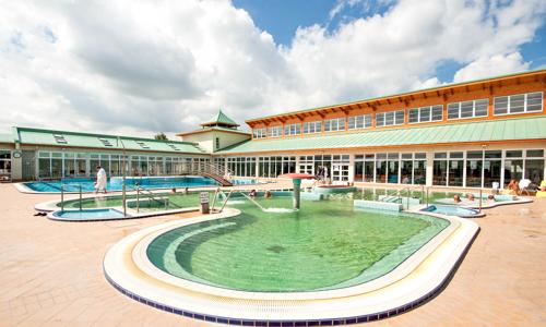 Pobyt u Mosonmagyaróváru: Hotel Korona Panzió u termálních lázní s polopenzí