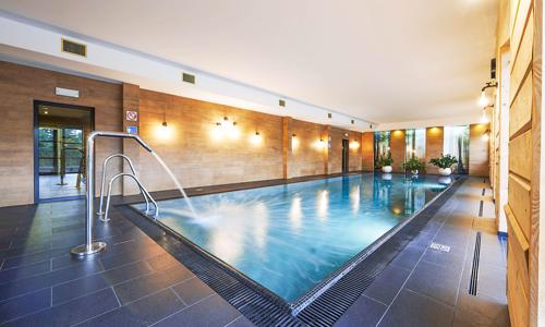 Polské Krkonoše na hranicích s Českem blízko ski areálu v luxusním Cristal Resortu s wellness a polopenzí